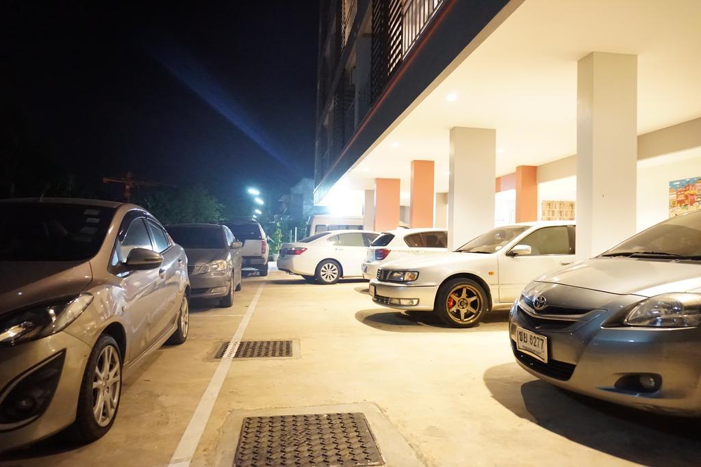 Chompu Nakarin Apartment Trang Exterior photo