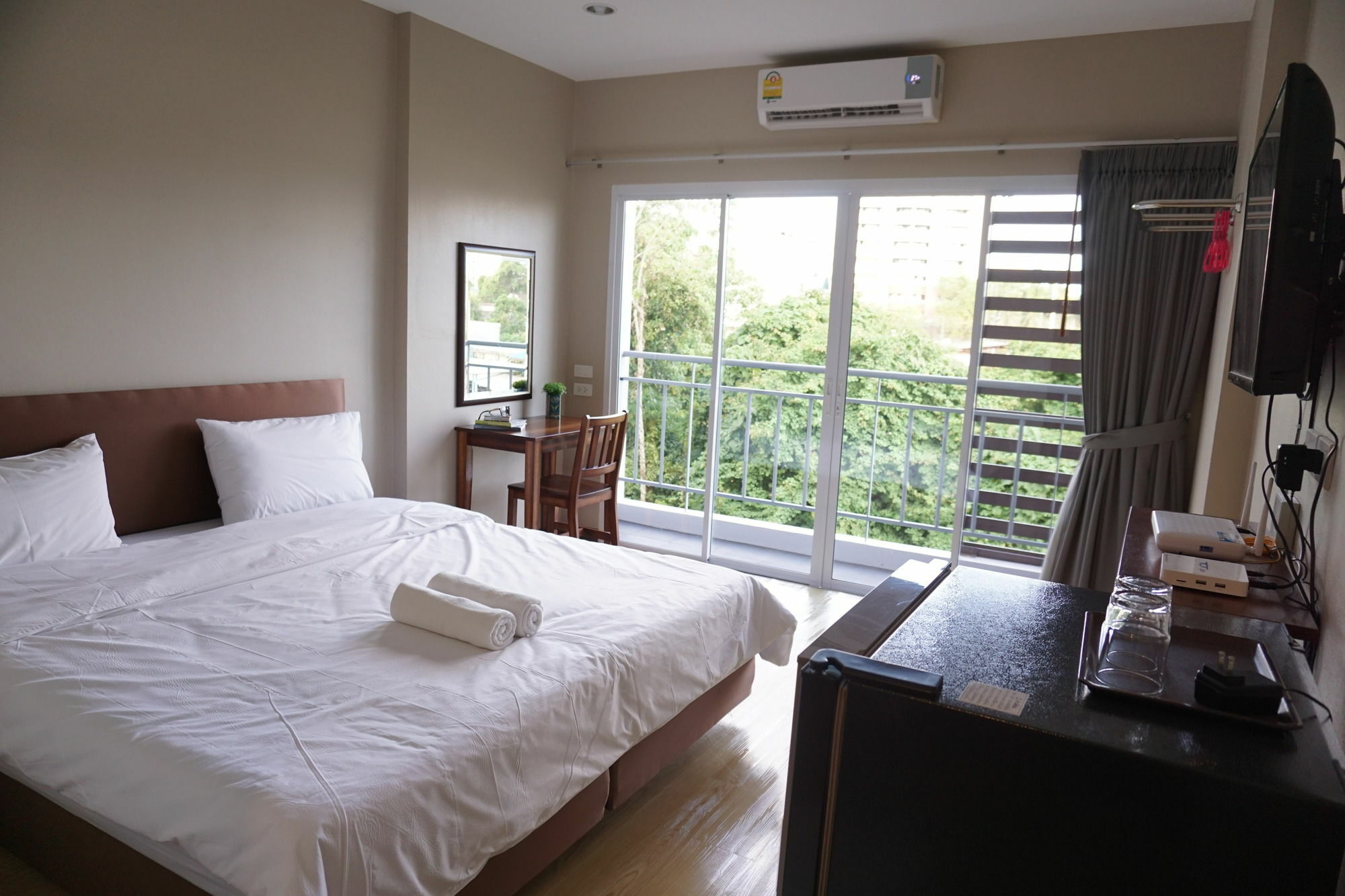 Chompu Nakarin Apartment Trang Exterior photo